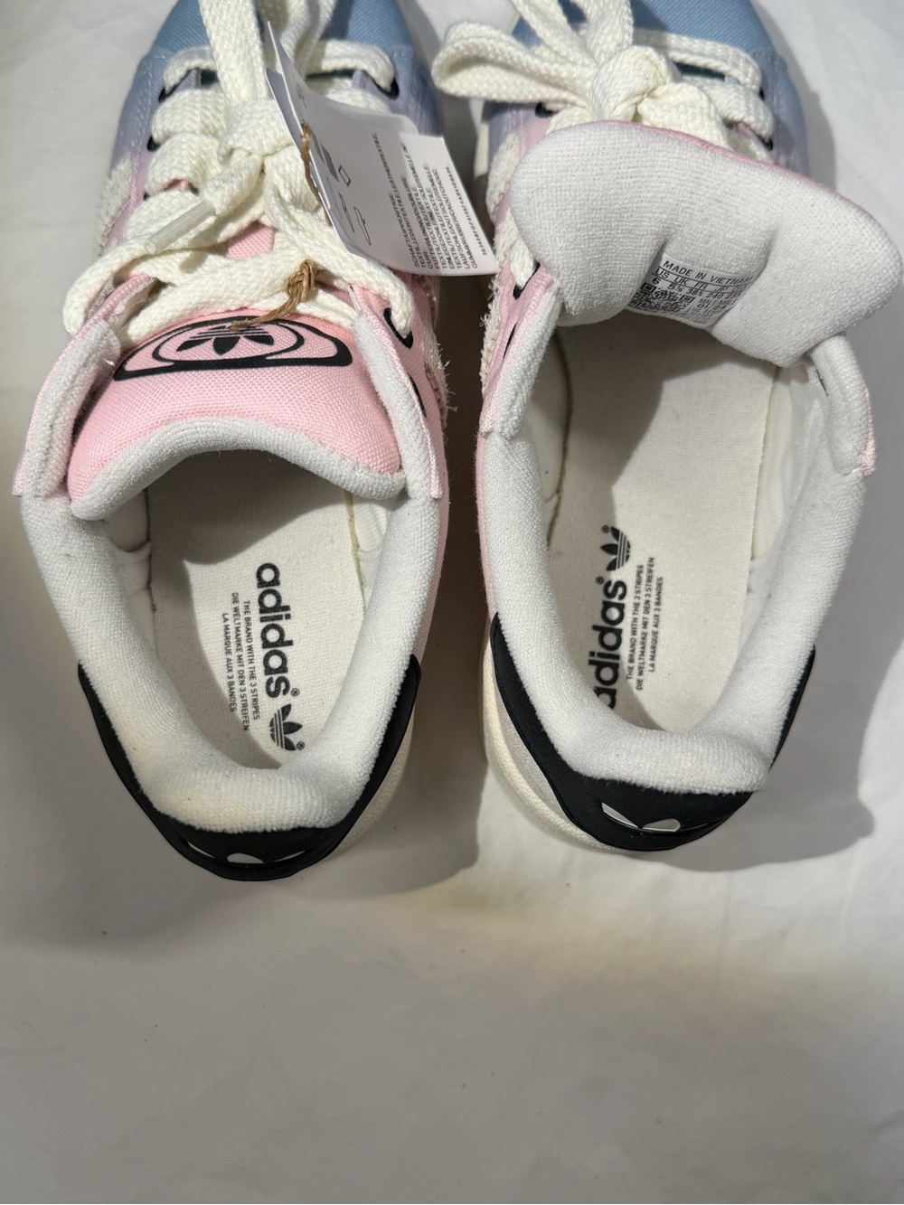 NWT Adidas Campus Pastel Pink & Blue Canvas Sneakers 6.5M/8W - Picture 7 of 9